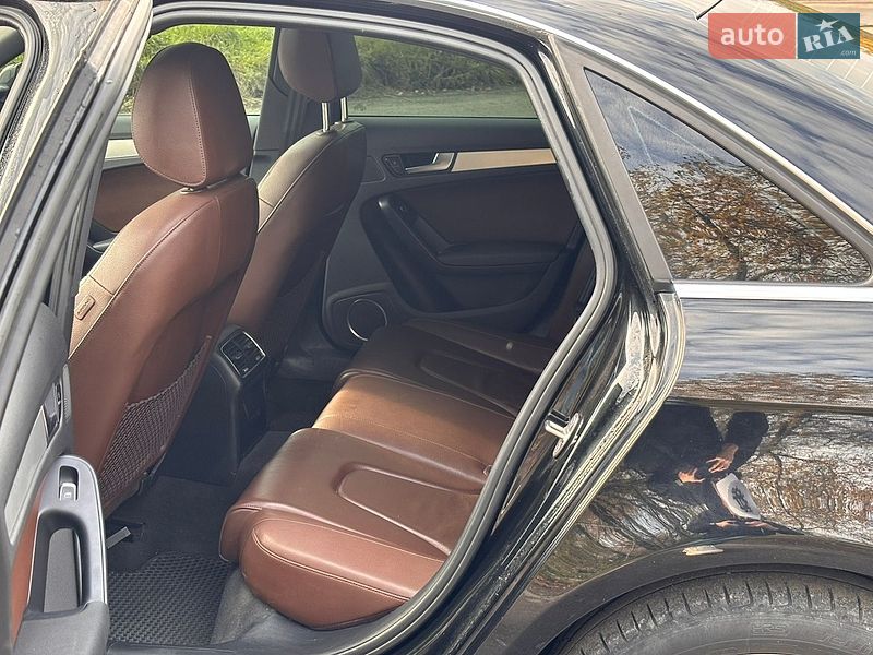 Седан Audi A4 2015 в Хмельницком