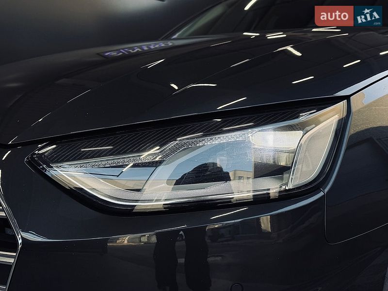 Седан Audi A4 2021 в Киеве