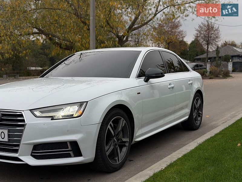 Седан Audi A4 2016 в Києві