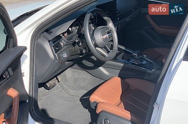 Седан Audi A4 2022 в Києві