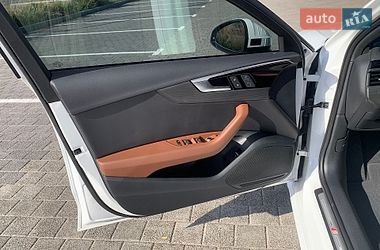 Седан Audi A4 2022 в Киеве