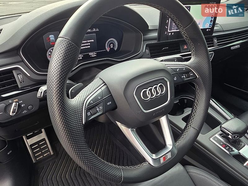 Седан Audi A4 2021 в Гостомеле