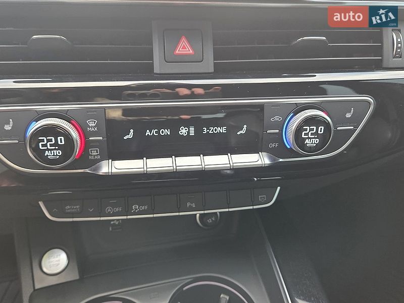 Седан Audi A4 2021 в Гостомеле