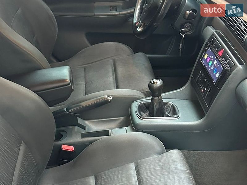 Седан Audi A4 1999 в Виннице
