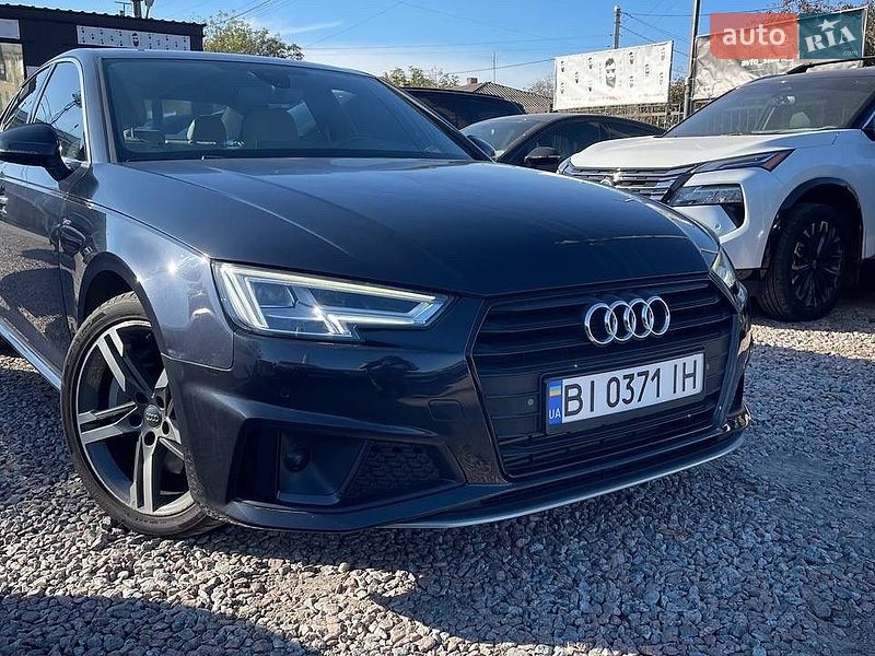 Седан Audi A4 2017 в Полтаве