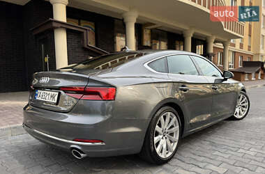 Лифтбек Audi A5 Sportback 2017 в 