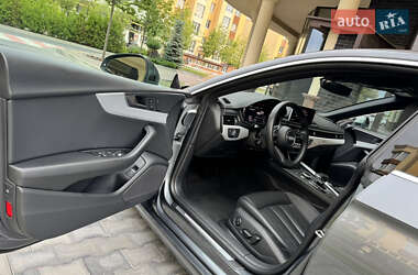 Лифтбек Audi A5 Sportback 2017 в 