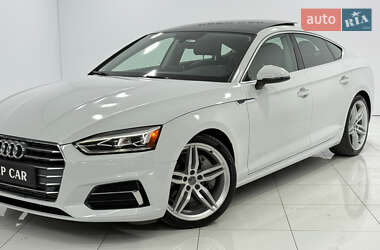 Лифтбек Audi A5 Sportback 2017 в 