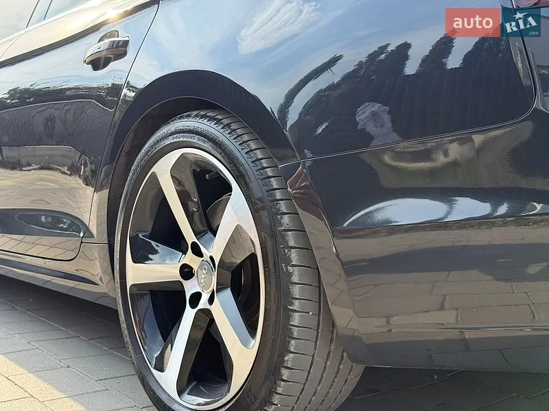 Audi A5 Sportback 2017 VIN WAUBNCF5XJA051996 фото оголошення 8 з 61