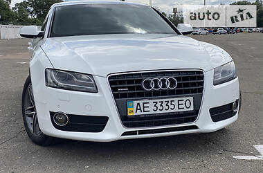 Седан Audi A5 2011 в Киеве