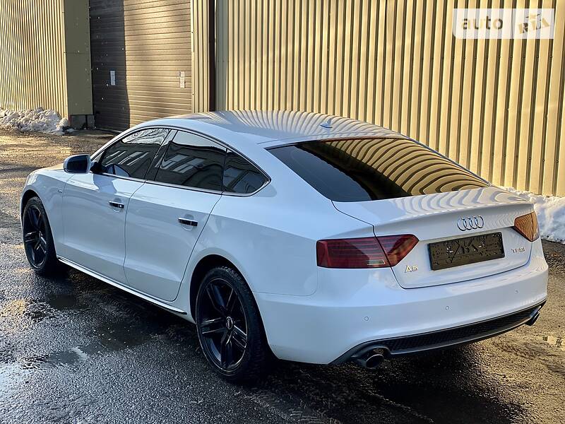 Лифтбек Audi A5 2014 в Киеве