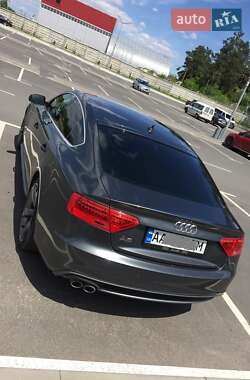 Купе Audi A5 2014 в Киеве