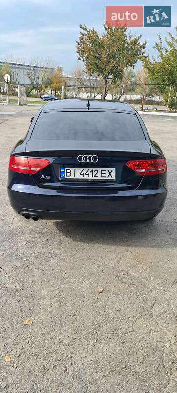 Купе Audi A5 2011 в Кременчуге
