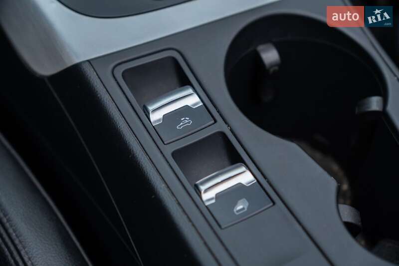 Кабриолет Audi A5 2011 в Киеве