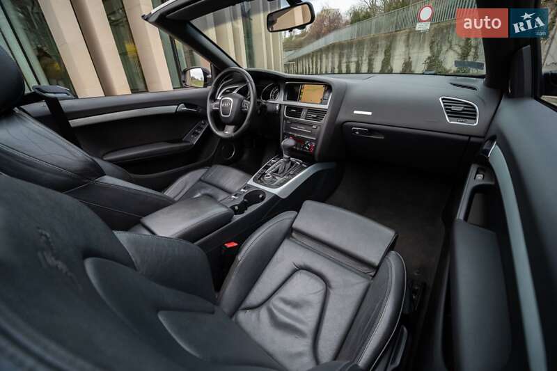 Кабриолет Audi A5 2011 в Киеве