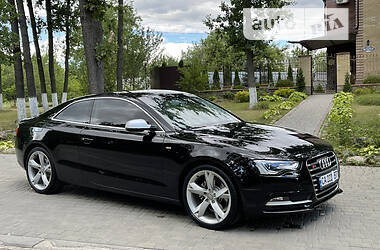 Купе Audi A5 2015 в 