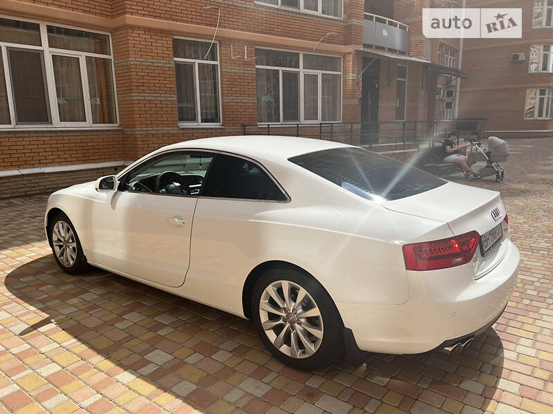 Купе Audi A5 2012 в Одессе