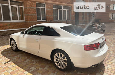 Купе Audi A5 2012 в 