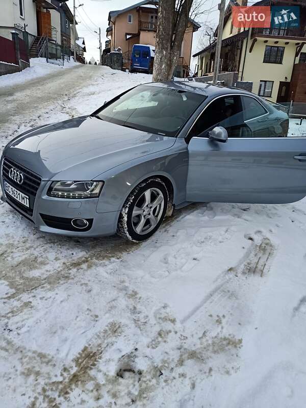 Купе Audi A5 2009 в Львові