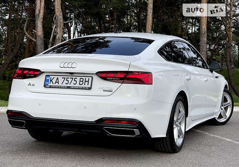 Лифтбек Audi A5 2022 в Киеве