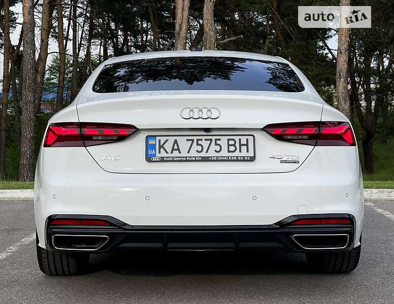 Лифтбек Audi A5 2022 в Киеве