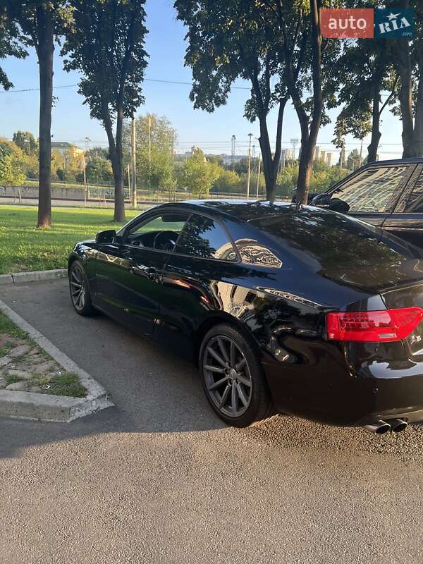 Купе Audi A5 2015 в Киеве