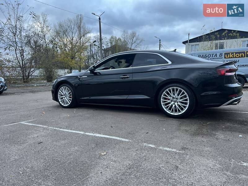 Купе Audi A5 2017 в Киеве