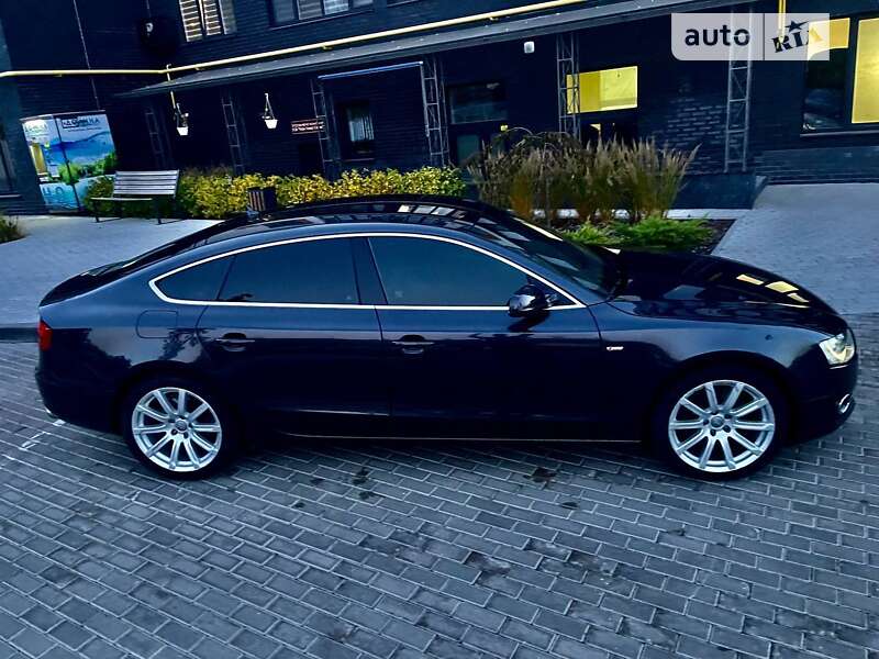 Купе Audi A5 2011 в Киеве