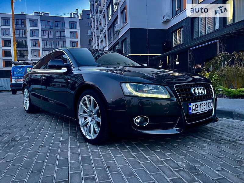 Купе Audi A5 2011 в Киеве