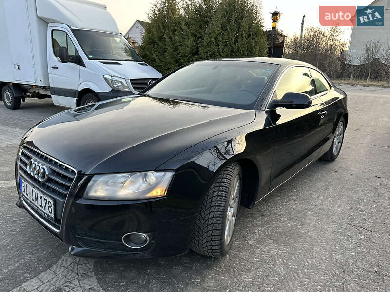 Купе Audi A5 2009 в Вараше