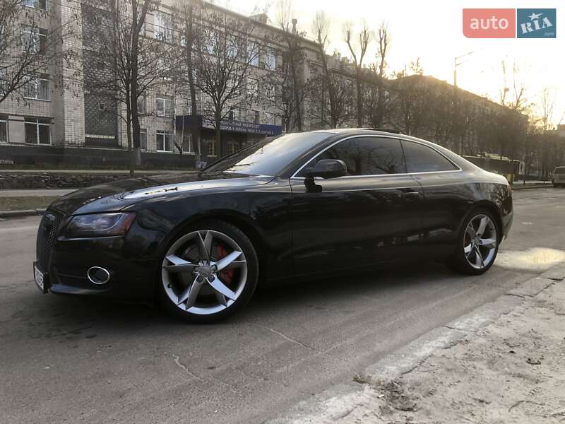 Купе Audi A5 2011 в Киеве