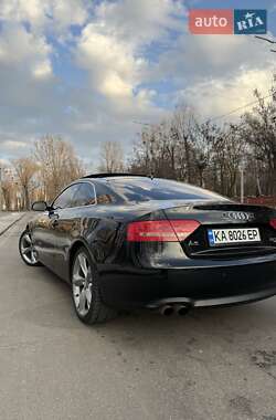 Купе Audi A5 2011 в 
