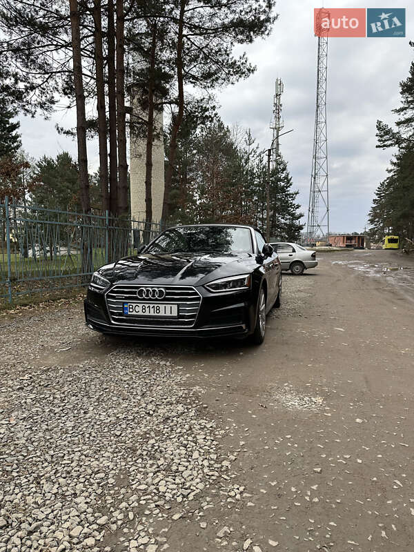 Кабриолет Audi A5 2018 в Львове