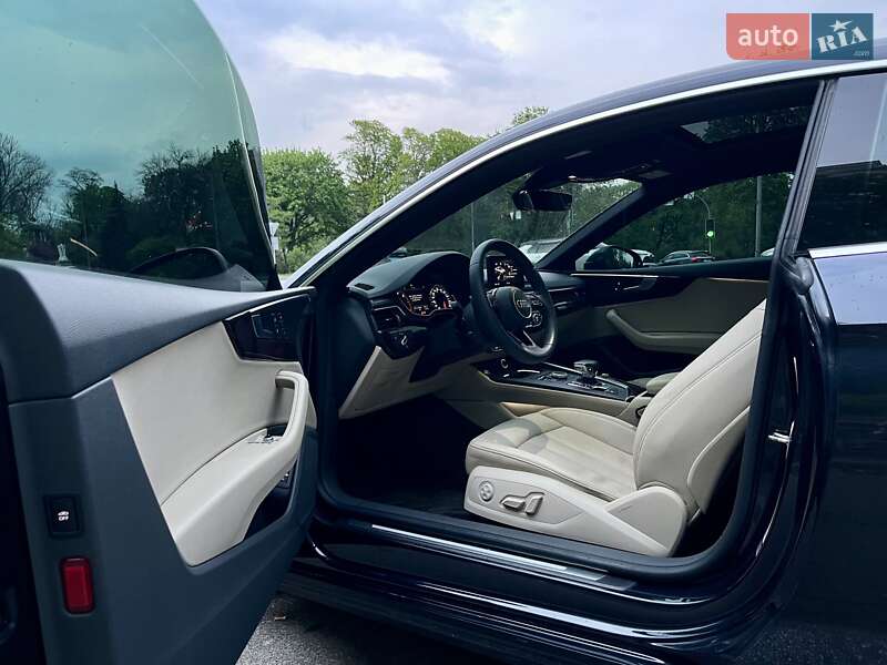 Купе Audi A5 2017 в Киеве фото 16 Купе Audi A5 2017 в Киеве