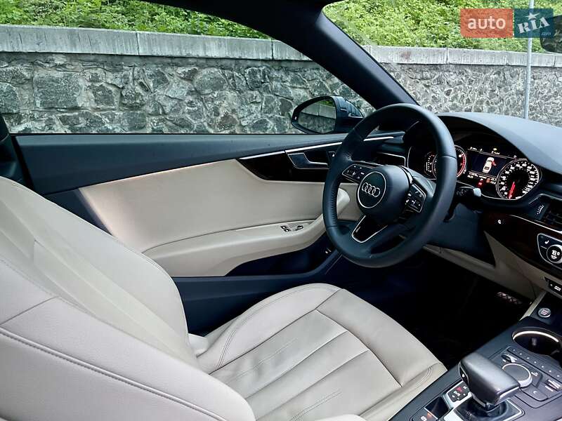 Купе Audi A5 2017 в Киеве