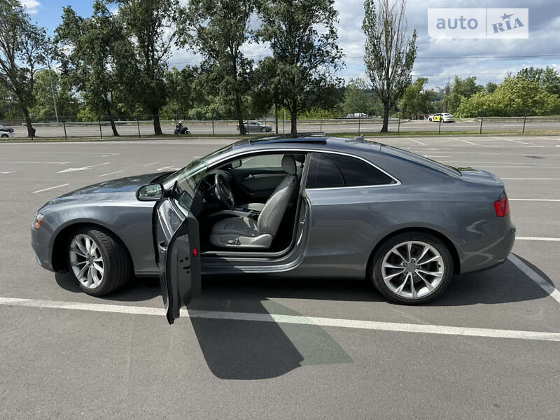 Купе Audi A5 2012 в Киеве