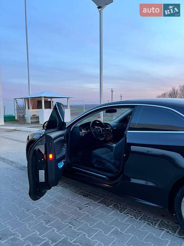 Купе Audi A5 2008 в Тыврове