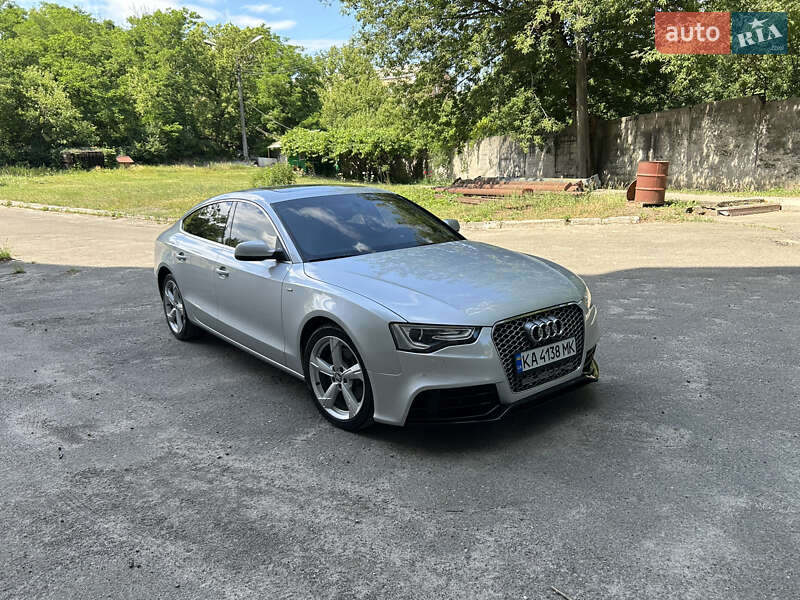 Купе Audi A5 2013 в  фото Купе Audi A5 2013 в