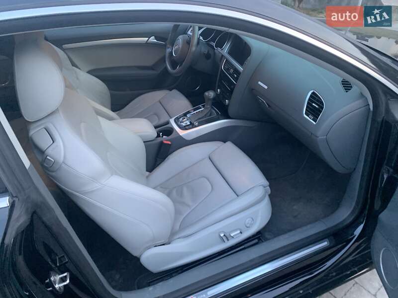 Купе Audi A5 2014 в Львове