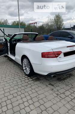 Кабриолет Audi A5 2011 в Дрогобыче