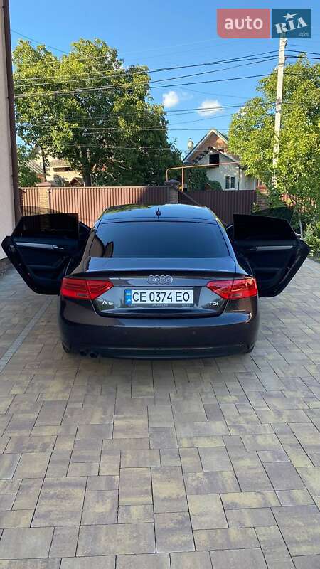 Купе Audi A5 2013 в Чернівцях
