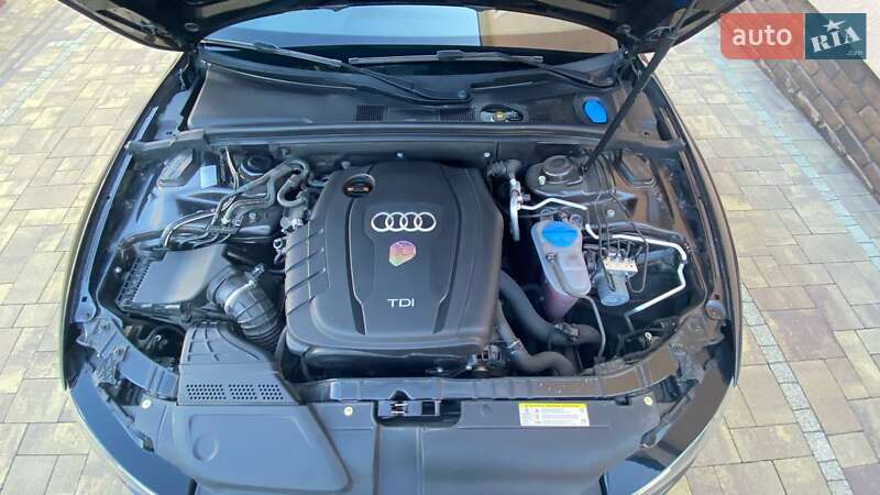Купе Audi A5 2013 в Чернівцях