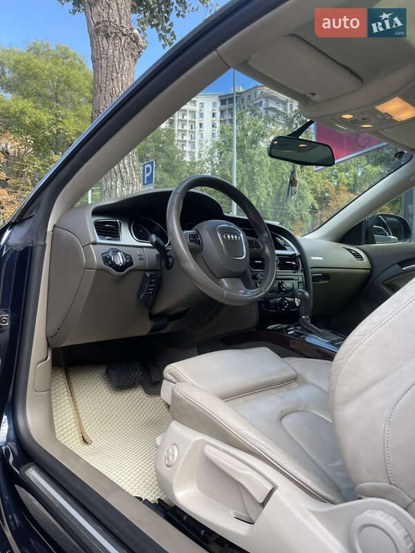 Купе Audi A5 2009 в Одессе