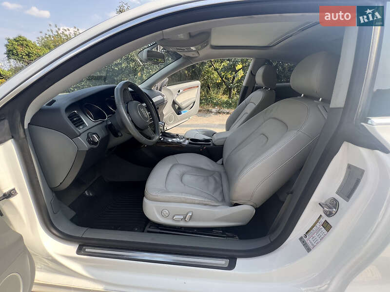 Купе Audi A5 2014 в Киеве