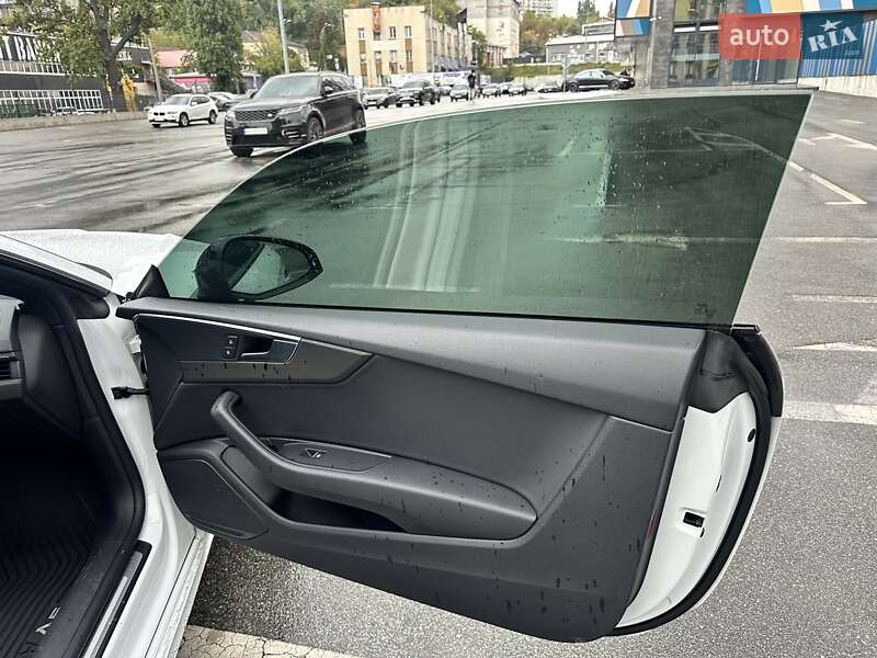 Купе Audi A5 2018 в Киеве