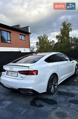Ліфтбек Audi A5 2021 в 
