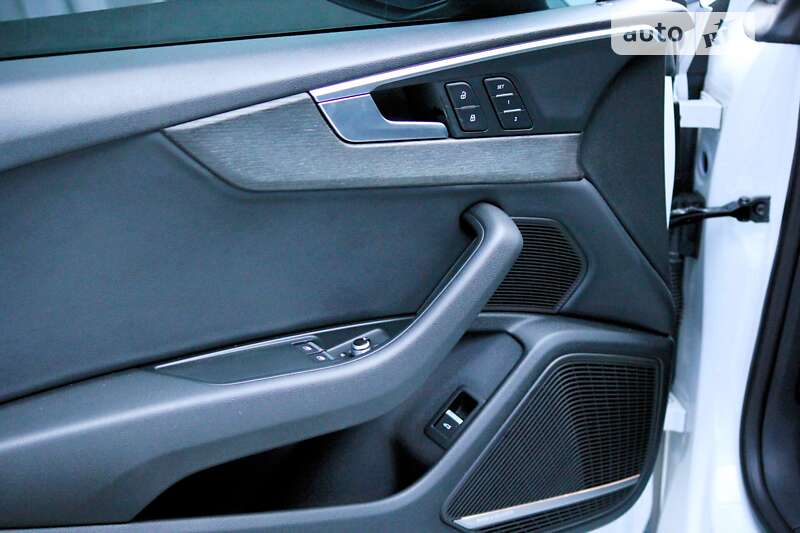 Купе Audi A5 2016 в Харькове