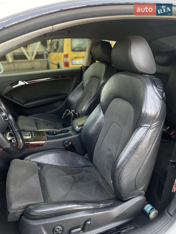 Купе Audi A5 2011 в Кривом Роге