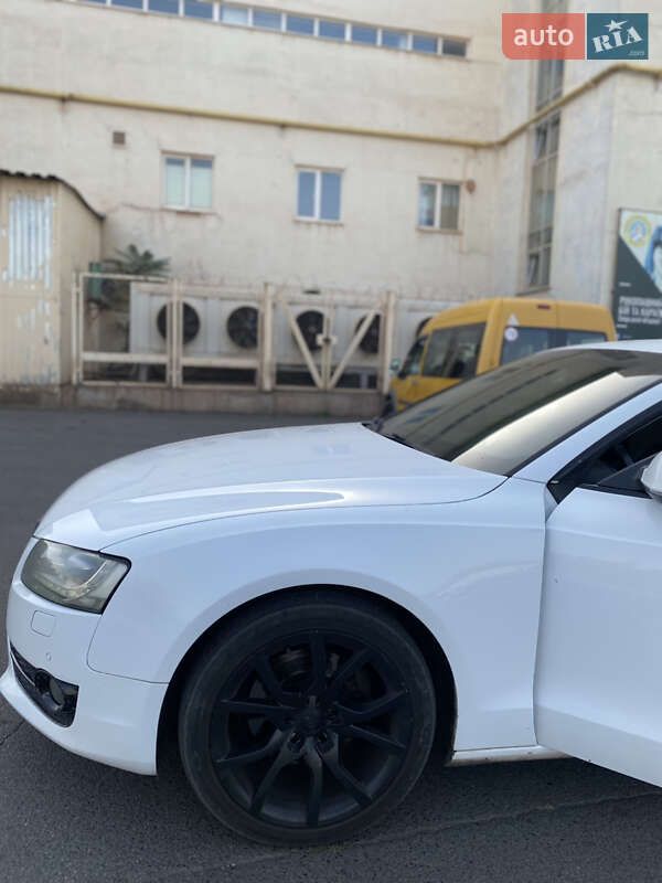 Купе Audi A5 2011 в Кривом Роге