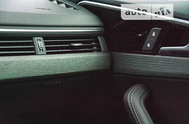 Лифтбек Audi A5 2022 в Киеве